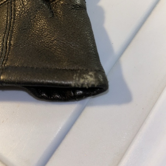 Slightly used thinsulate gloves - Picture 6 of 7